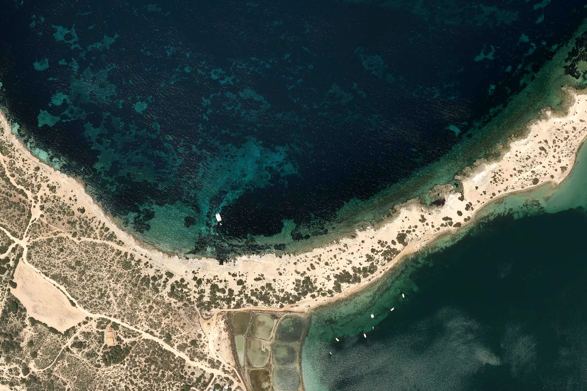 Foto von Caló de s'Oli (Formentera)